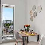 Apartman Artistry - Harmony In 1br